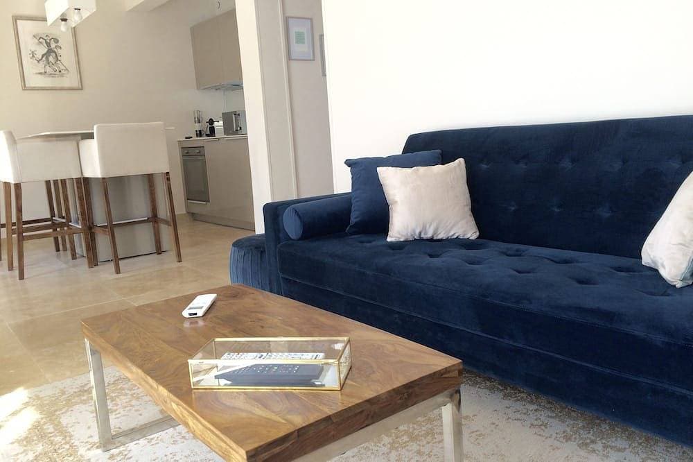Klimatisiertes Apartment mit eigenem Pool 1