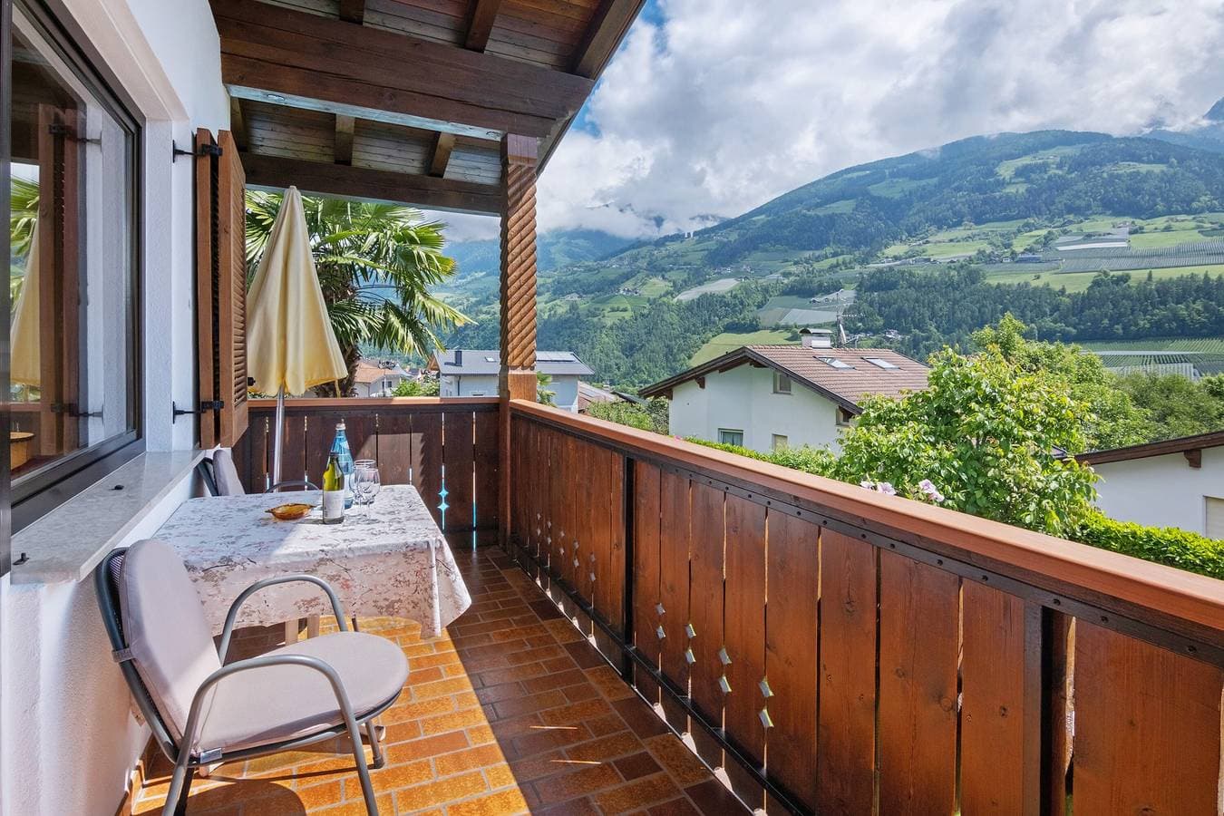 Foto 8 von 43: Ferienwohnung 'Christine 1' mit Bergblick, Gemeinschaftspool und Wi-Fi