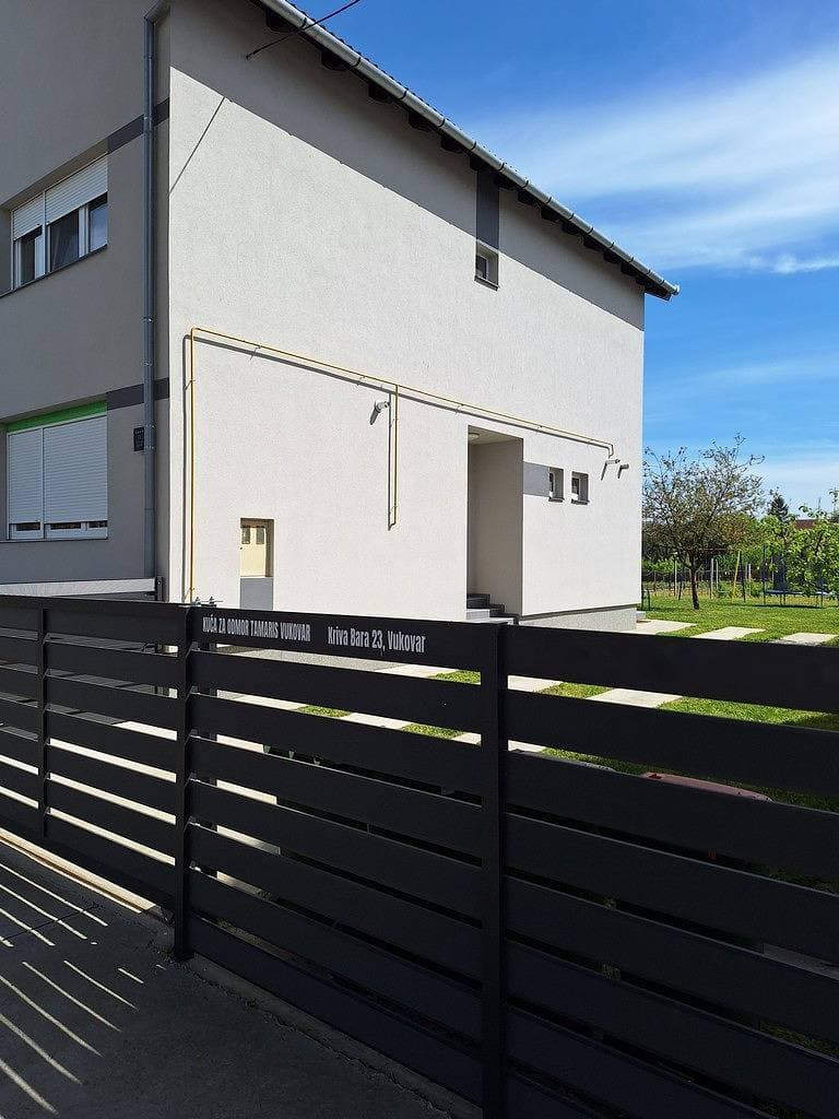 Foto 2 von 46: 4-Zimmer-Haus mit Terrasse Vukovar, Slavonija K-22809