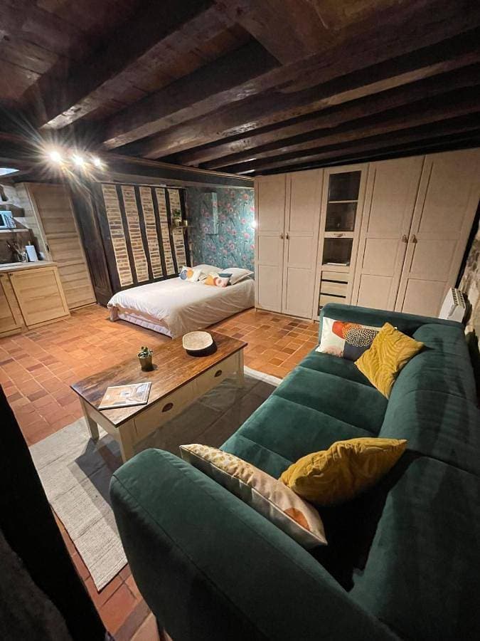 Foto 5 von 43: One-Bedroom Apartment