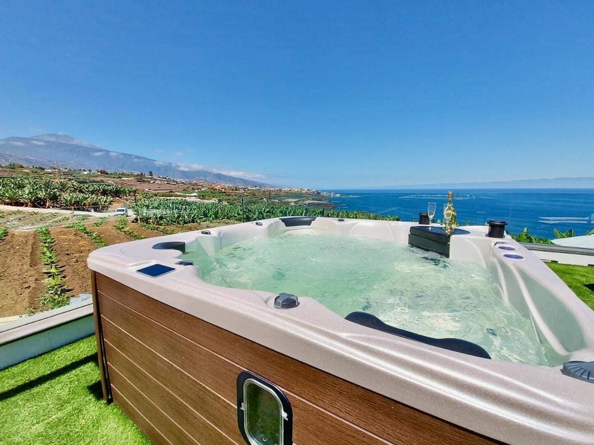 Foto 2 von 45: Villa with Sea View