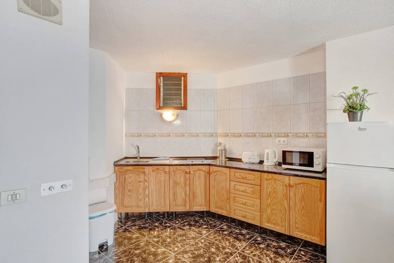 Foto 7 von 22: Ferienwohnung 'Estudio Mesa del Mar' in Strandnähe mit Gemeinschaftspool und WLAN