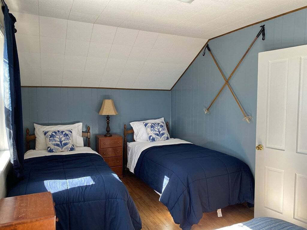 Foto 9 von 29: Beautiful Home in Ontonagon - 2 blocks from Lake Superior