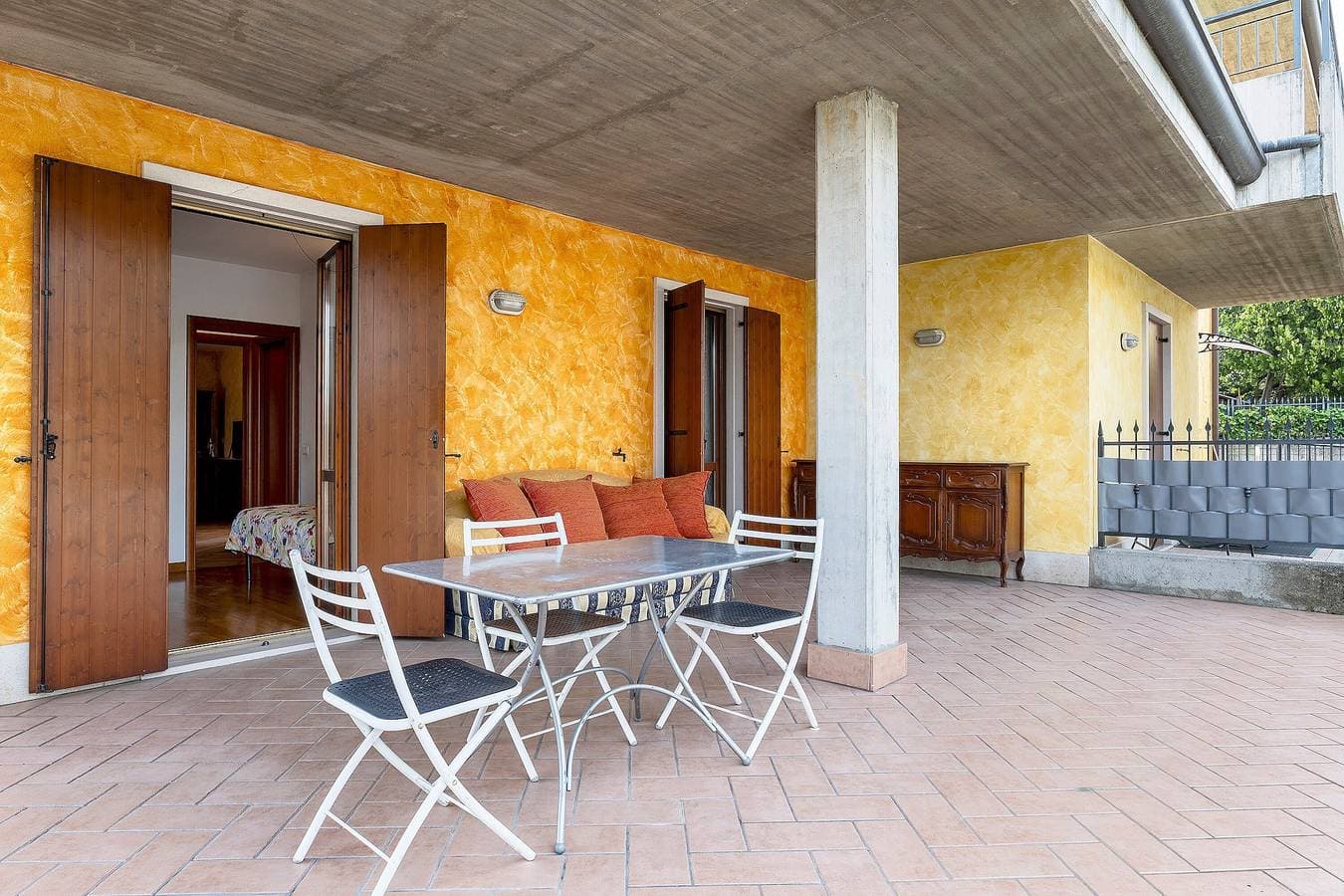 Foto 3 von 34: Appartamento Gigli mit Garten, Gemeinschaftspool, WLAN und Klimaanlage