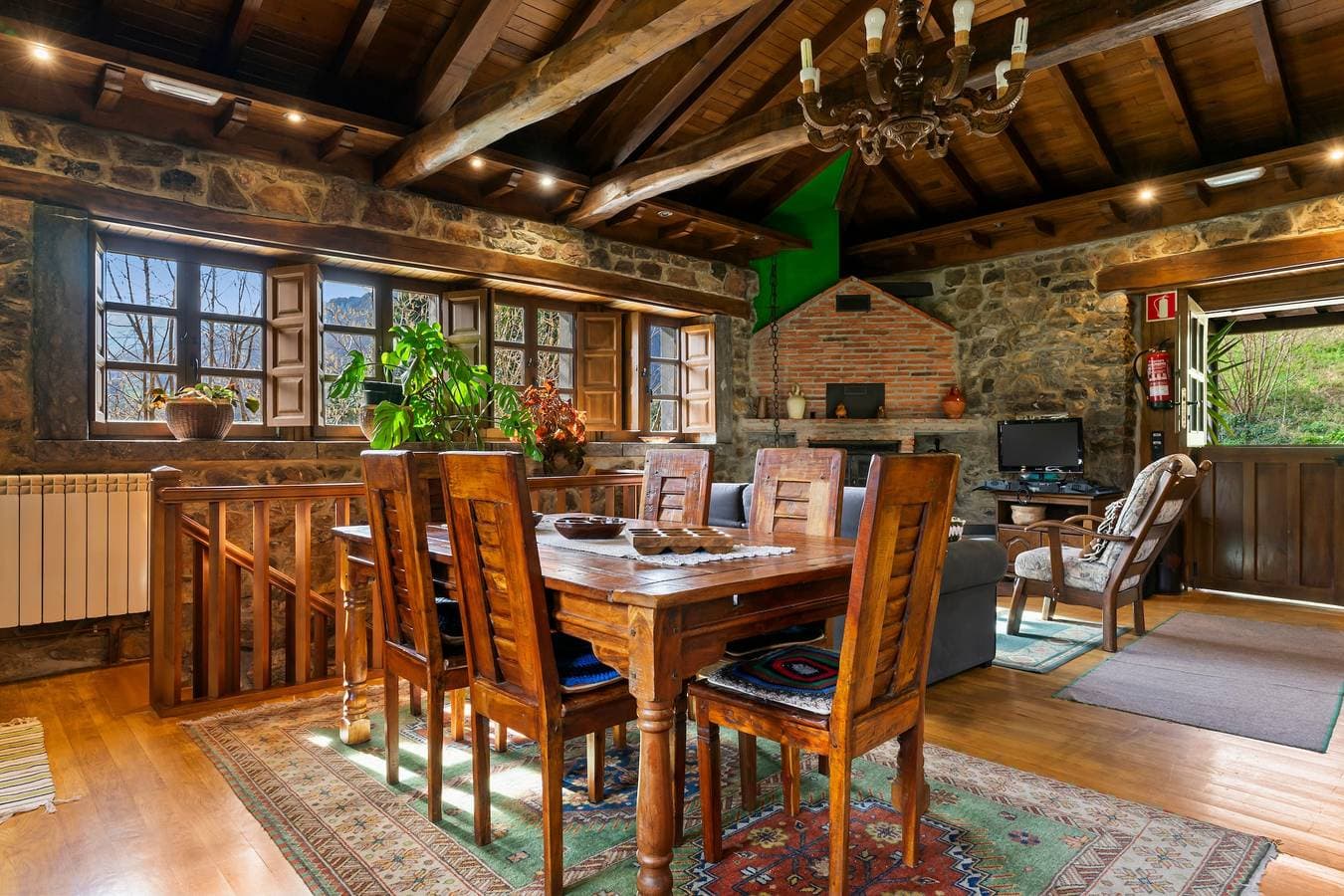 Foto 5 von 29: Finca 'La Casa De La Torre' mit Bergblick, privater Terrasse und Wi-Fi