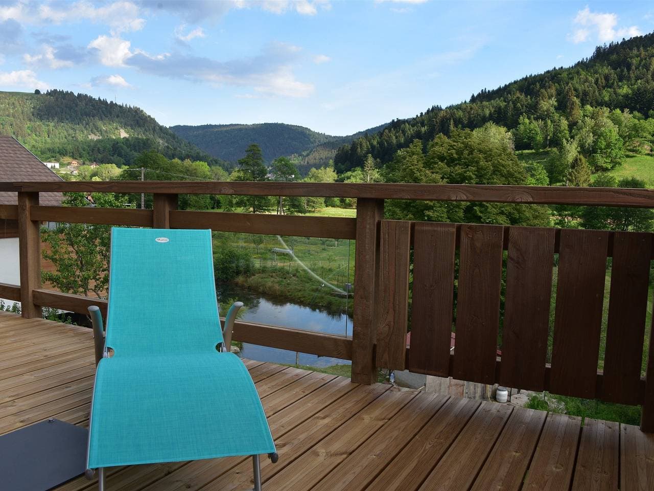 Foto 13 von 36: 4-Sterne-Ferienhaus mit Sauna und Terrassen für 14 Pers.