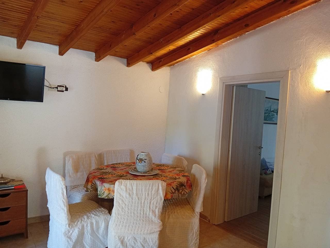 Foto 10 von 14: Villa für 6 Personen mit Terrasse