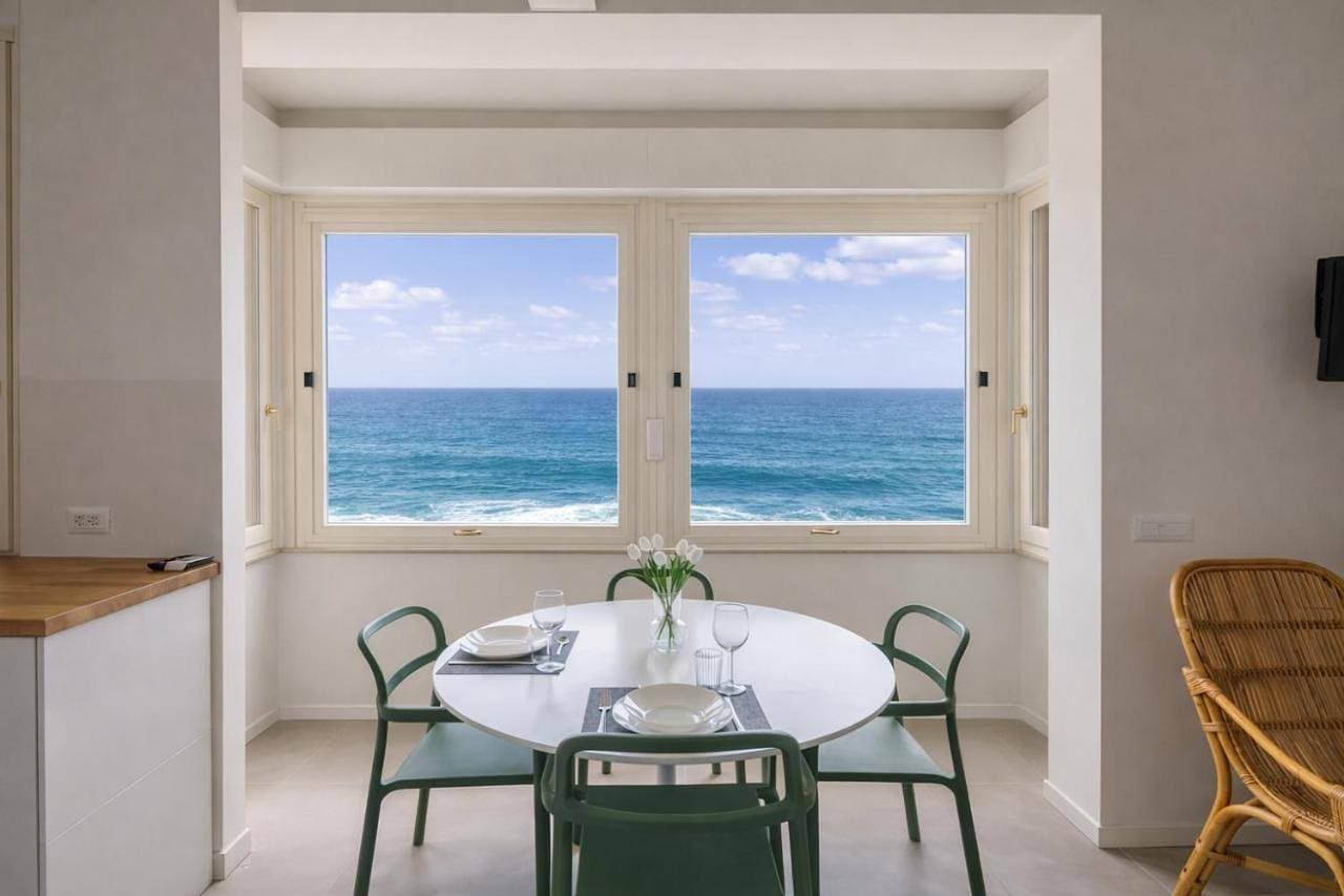 Effe's apartment- ARYA seaview -parcheggio gratuito 1