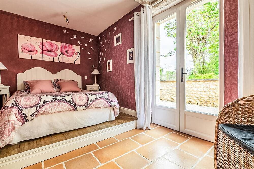 Foto 3 von 30: Gorgeous home in Villamblard
