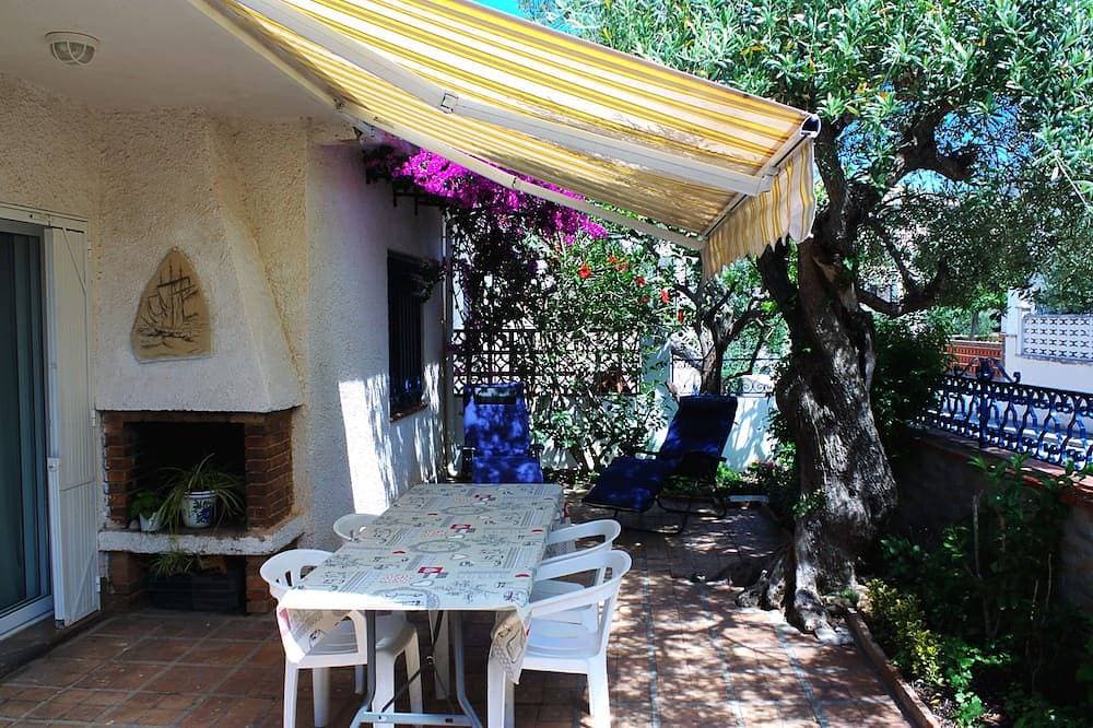 Casa Adosada con Jardin y Barbacoa a dos Pasos de la Playa 1