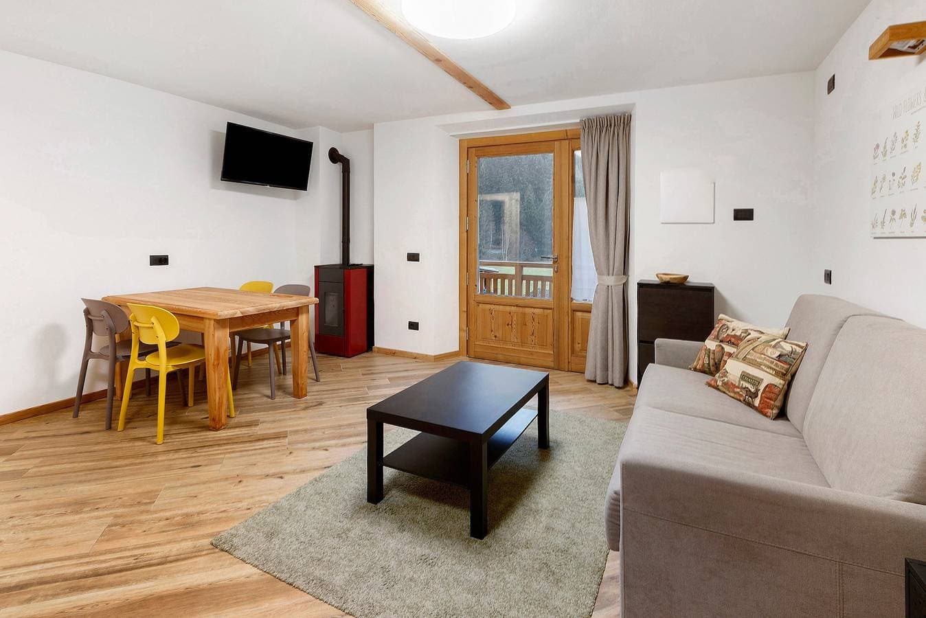 Foto 4 von 23: Apartment Via Livigno mit Bergblick, Balkon und WLAN