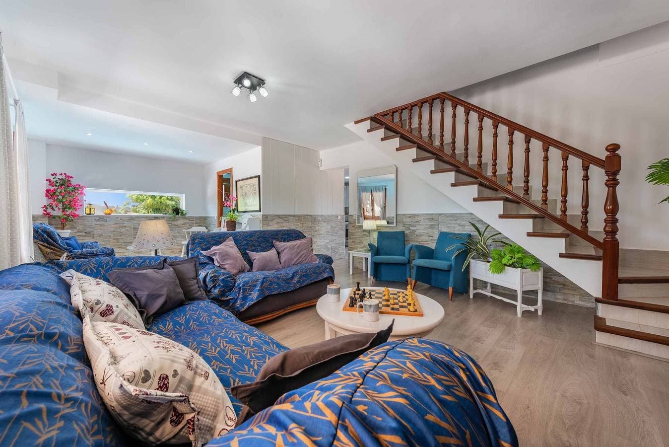 Foto 12 von 23: Villa für 4 Personen mit Balkon