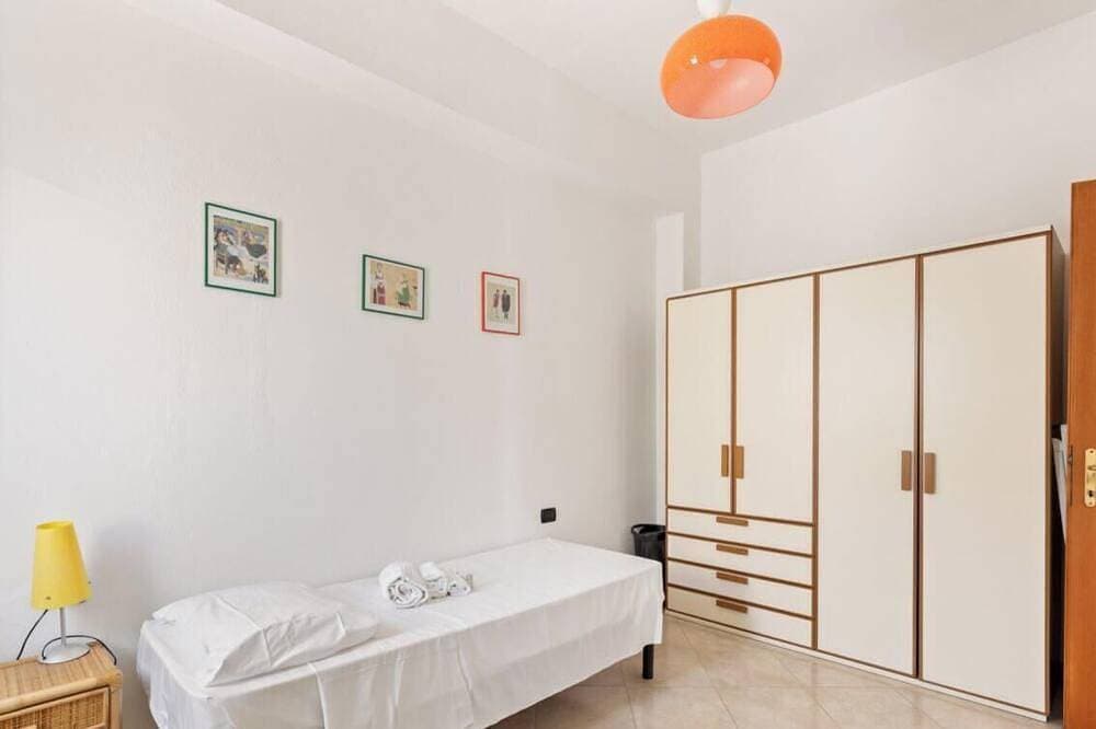 Foto 9 von 30: Is Feminas 25 – Wake up just moments from the sea 🌊☀️