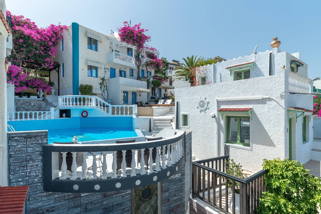 Foto 3 von 12: Apartment für einen angenehmen Urlaub in einer schönen Anlage mit Gemeinschaftspool und Ac