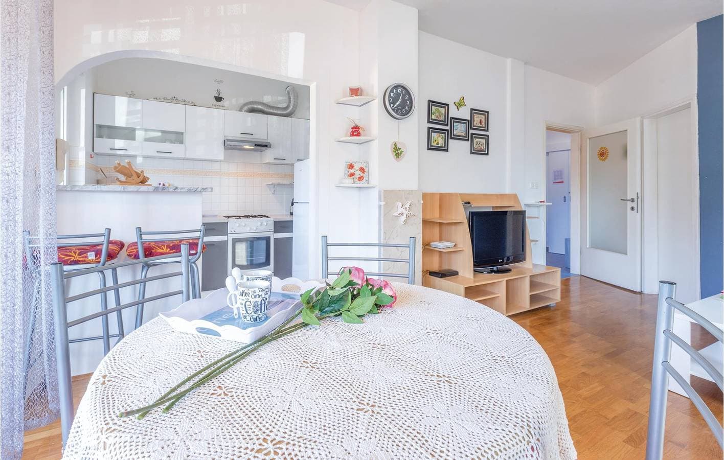 Foto 10 von 23: Gemütlich, 1,5 km zum Strand: Apartment mit WLAN, Klimaanlage und Terrasse