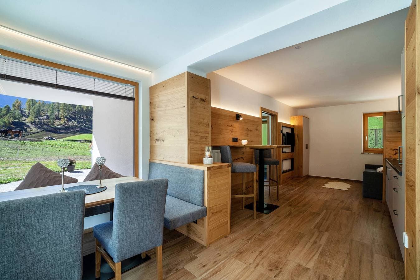 Foto 3 von 30: Ferienwohnung 'Lazins' mit privater Terrasse und WLAN