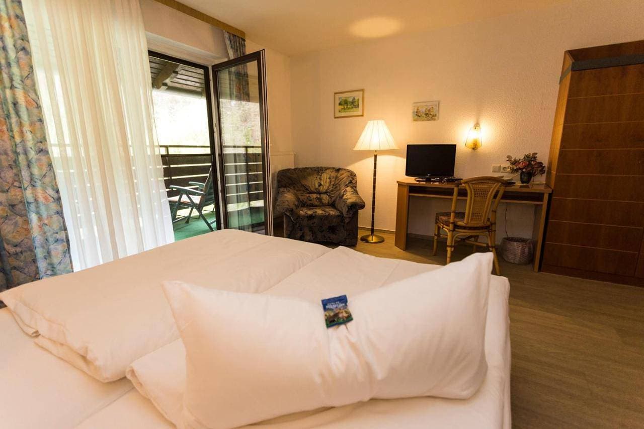 Foto 10 von 12: Double or Twin Room with Balcony