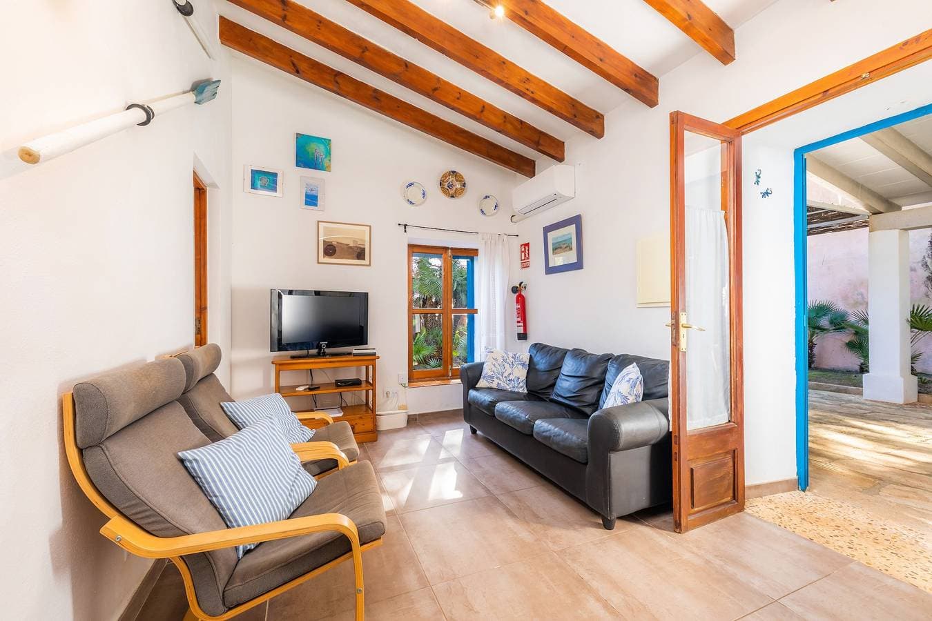 Foto 5 von 30: Landhaus 'Finca Es Carregador' mit Meerblick, WLAN und Klimaanlage