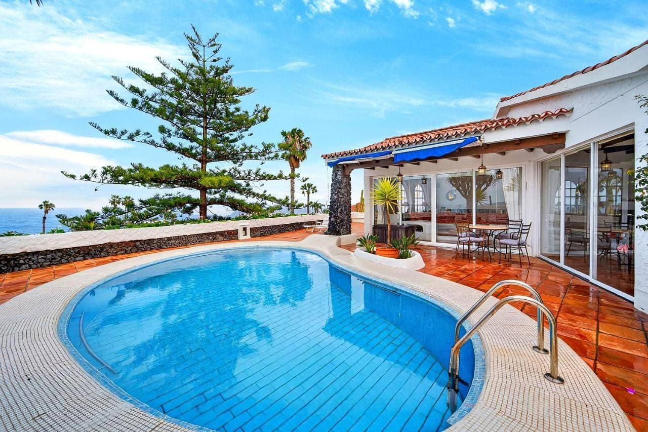 Villa with Moorish Charm and Panoramic Ocean Views 1
