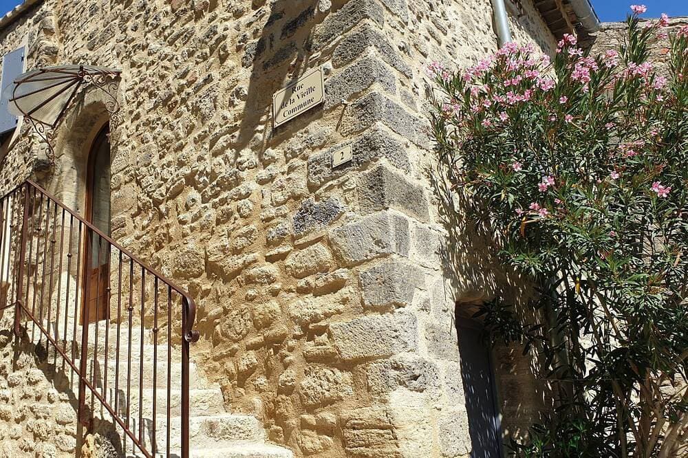 Maison de Vacance \"La Marie\" Au Pied du Luberon ! 1
