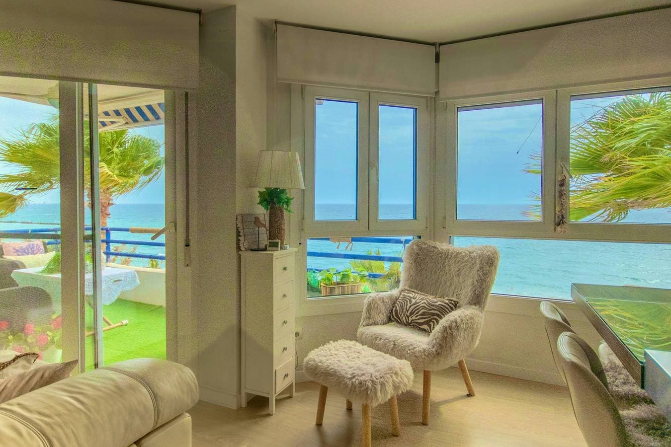 Foto 2 von 19: Wohnung an der Strandpromenade mit Meerblick