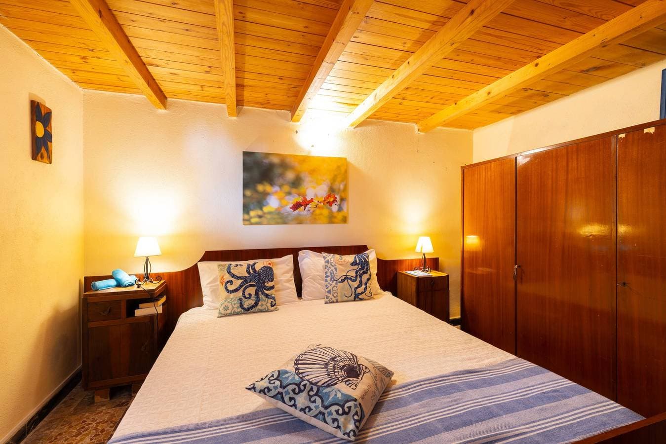 Foto 12 von 45: Villa 'Charming 200m From The Sea' mit Meerblick, privater Terrasse und Wi-Fi