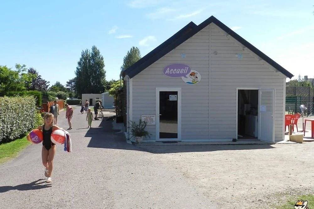 Foto 2 von 10: ZEcamping 4* 500m plage piscine couverte chiens acceptés locatif 7m2