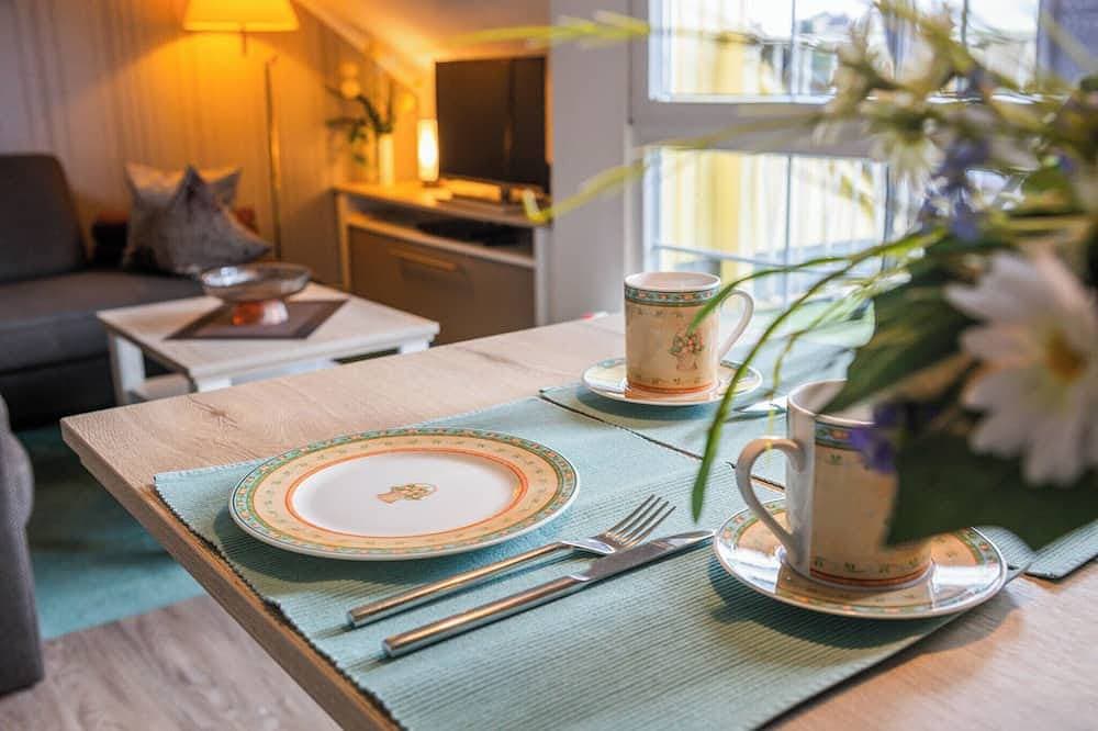 Foto 7 von 30: Südhanglage mit Panoramablick  u.Wellness-Oase im Haus