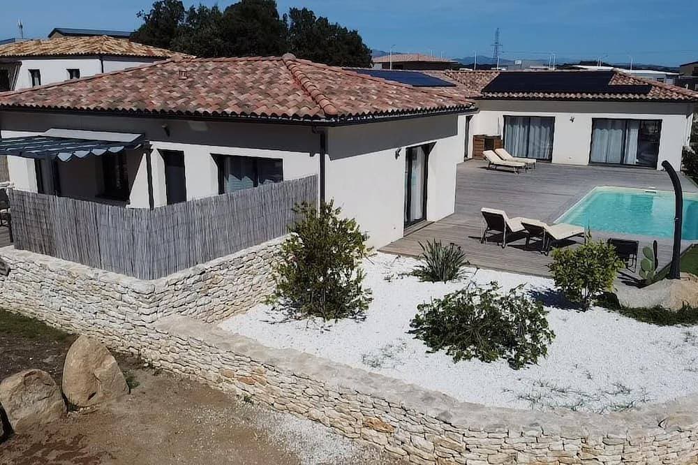Foto 12 von 23: Accommodation for 7 people in Bonifacio - pool - cleaning and linens included