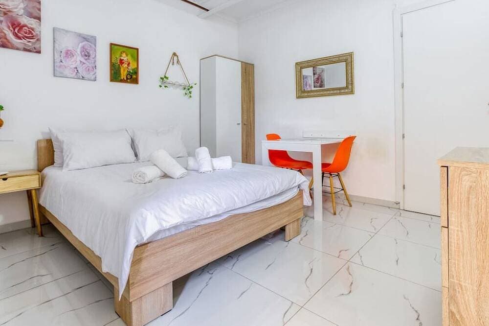 Foto 5 von 26: Modern Studio Apt with Private Terrace in Sliema