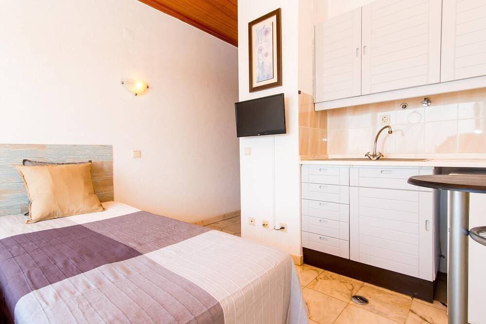 Foto 6 von 30: Studio Apartment with Sea View