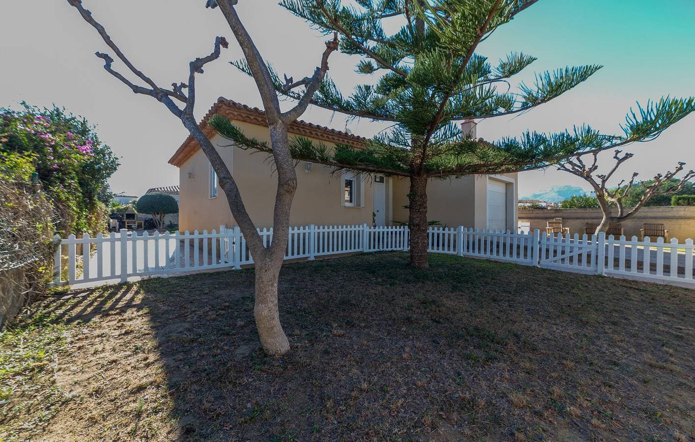 Foto 3 von 37: Gemütliche 90sqm Wohnung: Parkplatz, AC, Grill, WiFi, 1,5km zur Cala Misteri