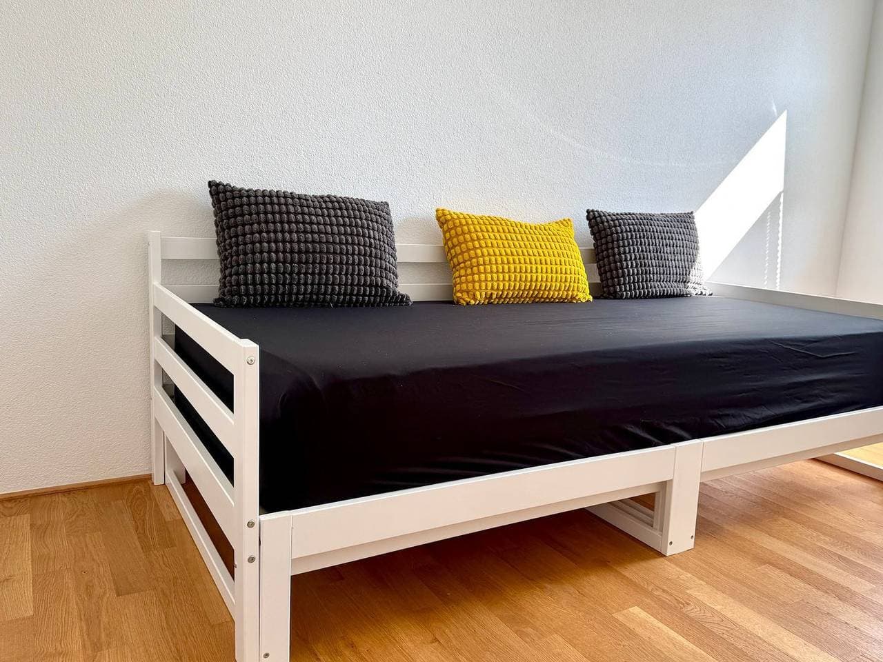 Foto 11 von 30: Ferienwohnung Zoom - Stilvolle Wohnung mit Balkon in ruhiger Umgebung