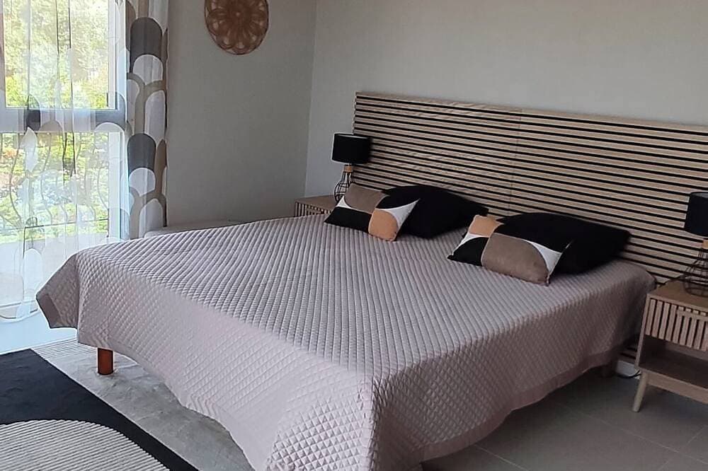 Foto 2 von 26: 3-bedroom single-family home, 3 km from the beaches and close to everything: restaurants, movie theater, park, and sports facilities