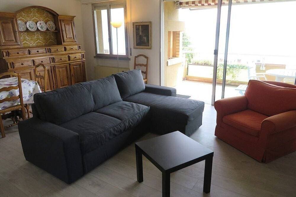 Foto 9 von 17: Selva 1 lake view apartment in Ghiffa with pool