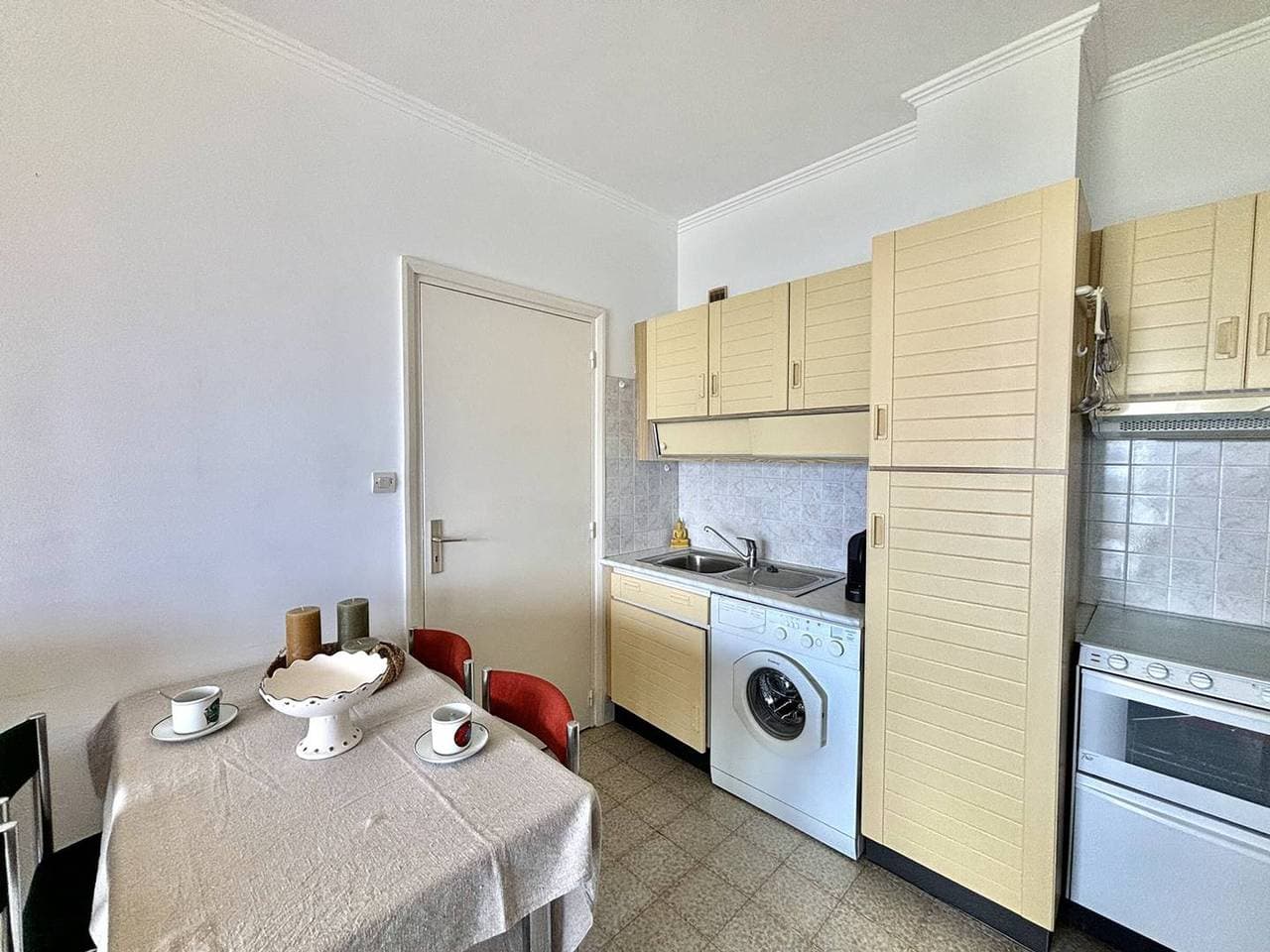 Foto 6 von 18: Ajaccio: 2-Zi Apartment, Strand & Geschäfte Nahe