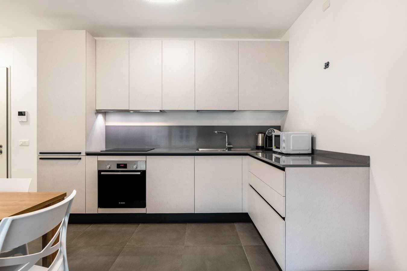 Foto 7 von 27: Ferienwohnung 'Casa Canova- Kostenloses Parken' mit Bergblick, privater Terrasse und Wi-Fi
