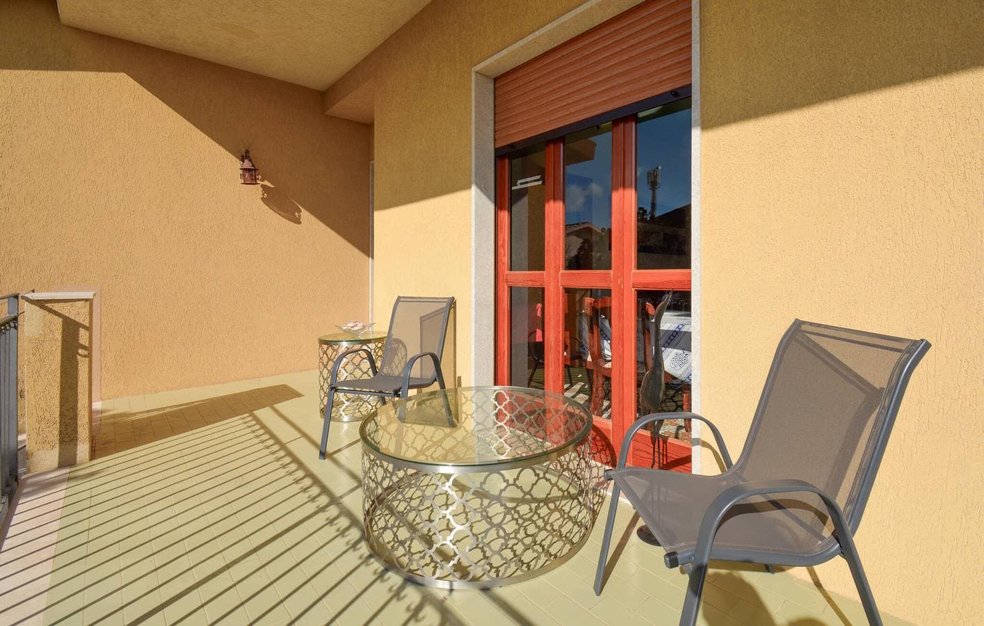 Foto 9 von 19: Luxuriöse Wohnung mit Meerblick, Pool und Terrasse in Sampieri