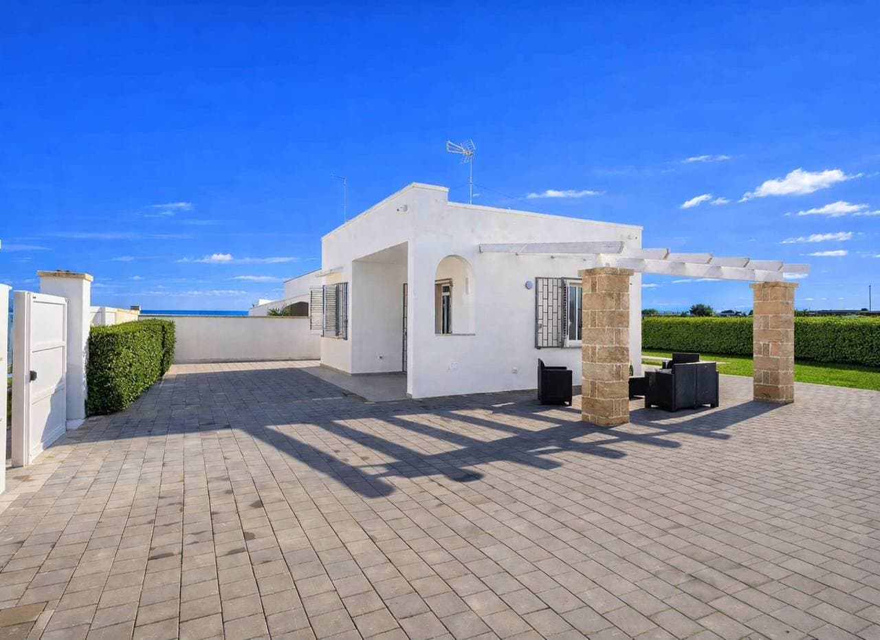 Foto 3 von 34: Villa Corte Delle Spiagge mit privatem Garten, WLAN und Klimaanlage