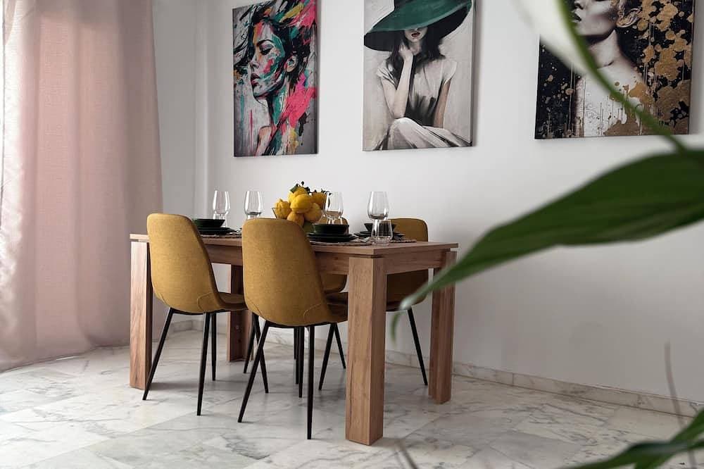 Your Sunny Getaway in Spain - Casa de Palmeras 1