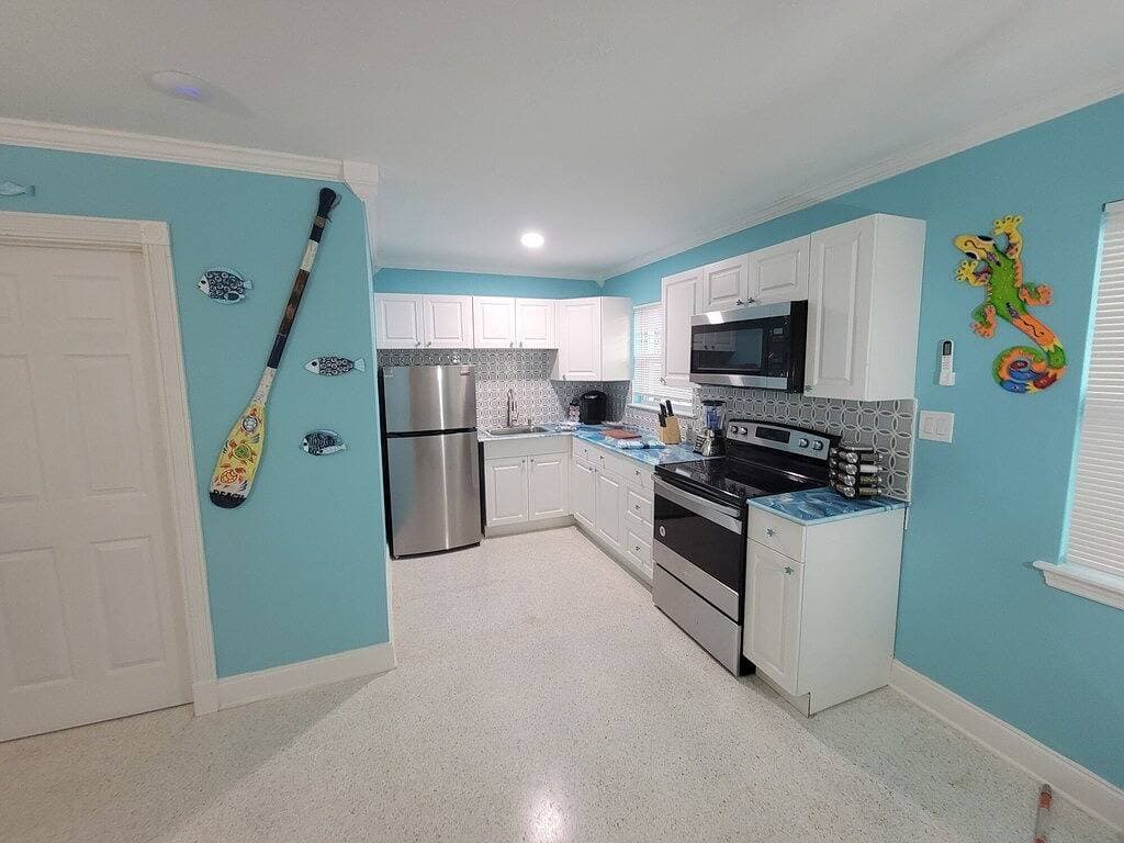 Foto 7 von 38: Walk to town! We Have 8 Units Available! Unit #4