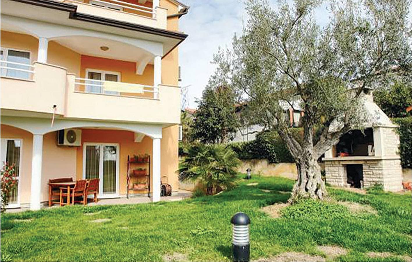 Foto 8 von 25: Apartment mit Meerblick, Pool, Terrasse und Parkplatz – 700 m vom Strand entfernt
