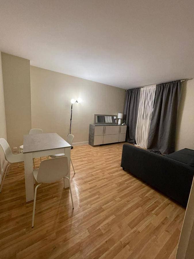 Studio aux portes de Paris 1