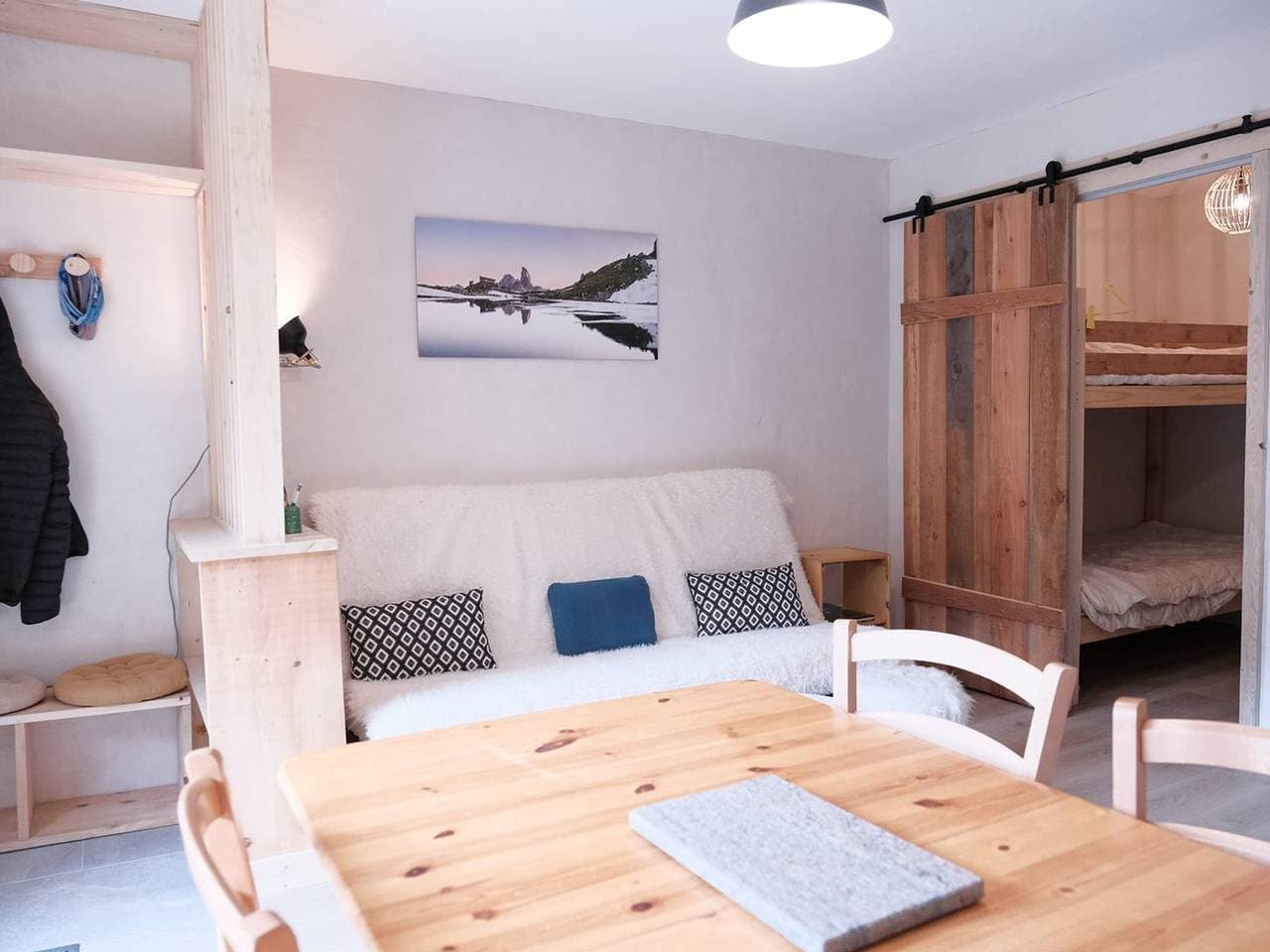 Foto 3 von 14: Gemütliches Apartment für 3 Personen mit Pool, in der Nähe von Geschäften und Skiliften.