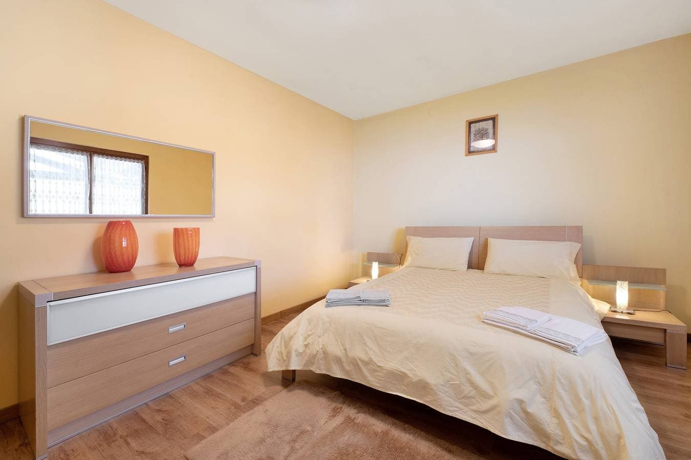 Foto 12 von 31: Ferienhaus 'Giuly' mit Seeblick, privater Terrasse und WLAN