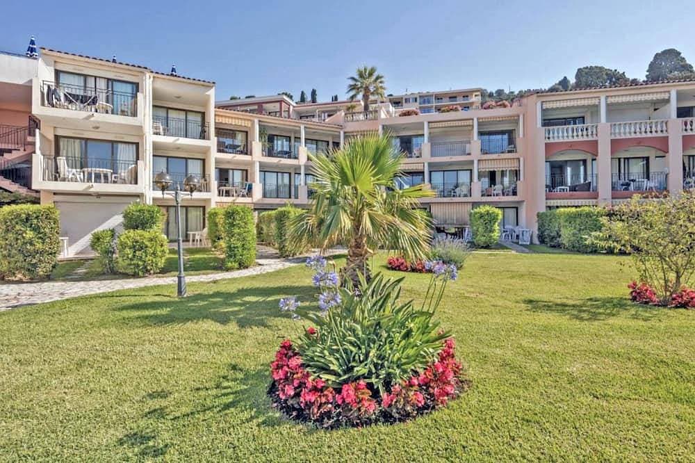 Foto 9 von 18: 23. A cosy little apt with pool, tennis court & parking in a quiet residence