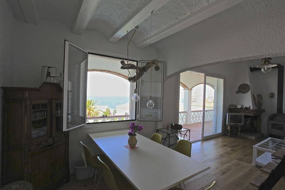 Foto 9 von 23: Meer(-blick) erleben - Ferienhaus mit großem Garten & Pool