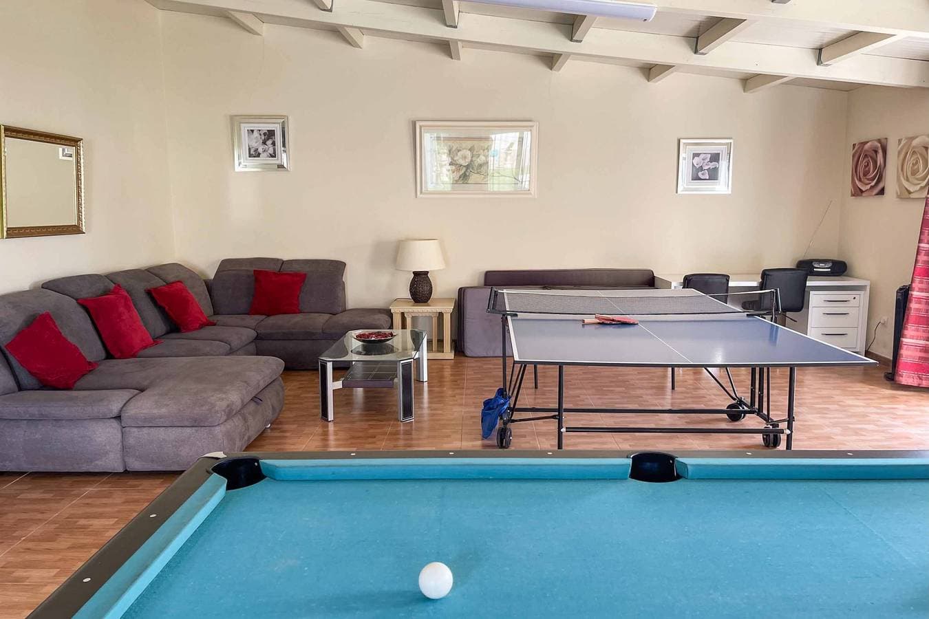 Foto 8 von 18: Villa für 8 Personen mit Terrasse