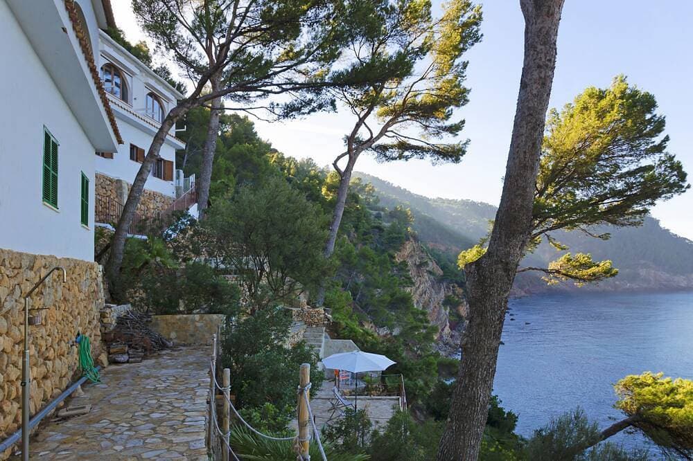 Foto 12 von 25: Chalet con Vistas Panorámicas en Primera Línea de mar