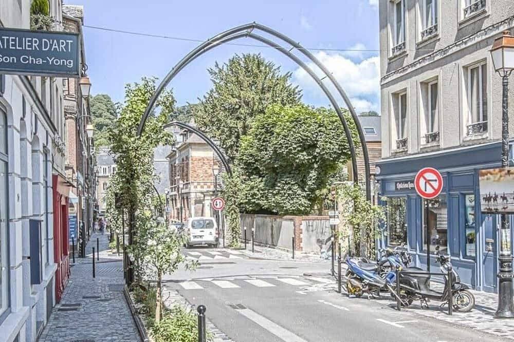 Foto 11 von 16: Studio Quélin 1 | Privater Garten & Terrasse | Stadtzentrum | 2 Personen